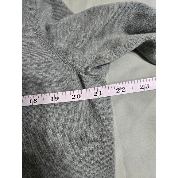 Amazon essentials xl women's sage green long sleeve top - Picture 9 of 10